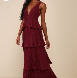NWOT Lulu's Formal Burgundy Dress size M